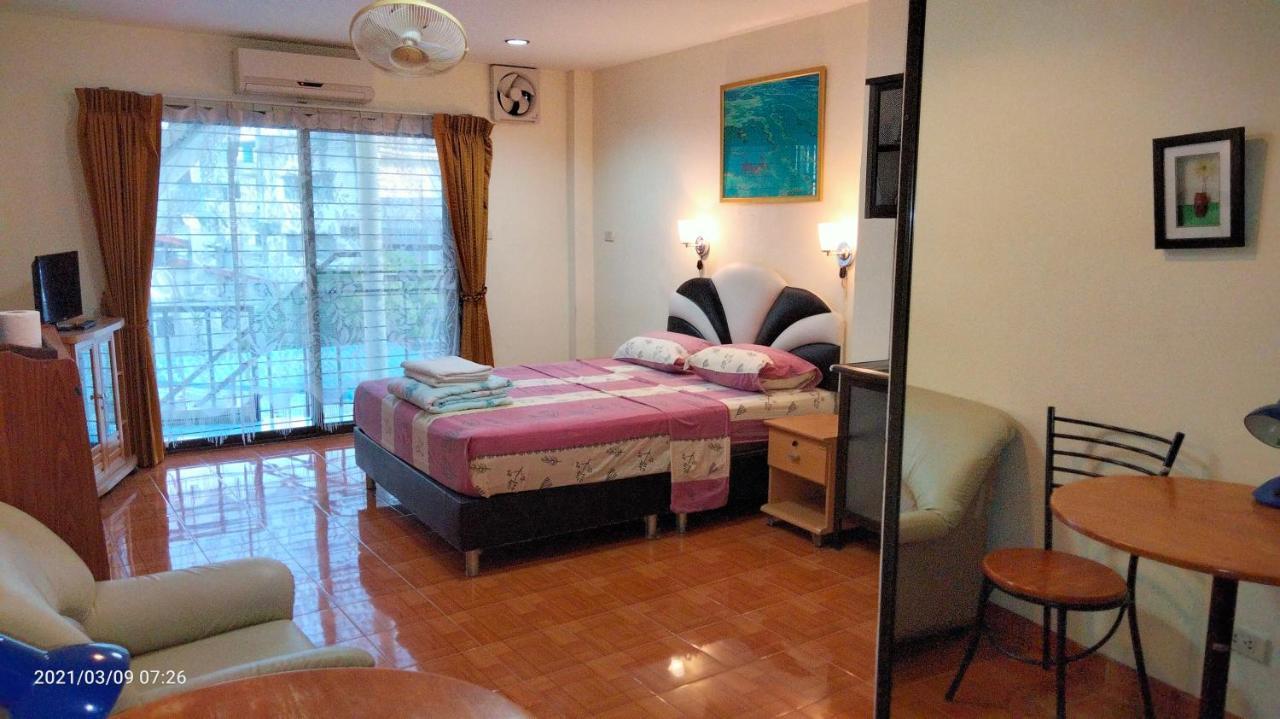 Nightstar Hostel Патая Екстериор снимка
